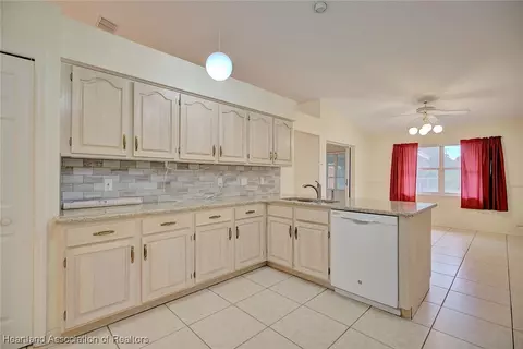 2900 Thunderbird Rd, Sebring, FL 33872 photo 12