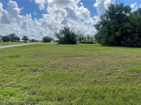8024 Castile Rd, Sebring, FL 33876