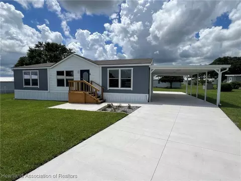 128 S Winter Cir, Avon Park, FL 33825