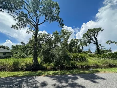 4417 Westminster Rd, Sebring, FL 33875 photo 4