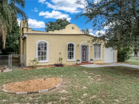 605 Fielder Blvd, Sebring, FL 33870