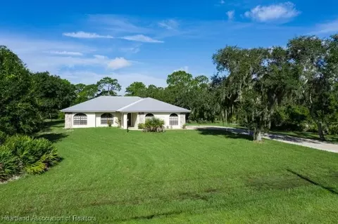 6003 Golden Rd, Sebring, FL 33875