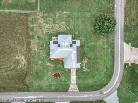 325 Maple Ln, Sebring, FL 33876 photo 2