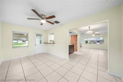 325 Maple Ln, Sebring, FL 33876 photo 14