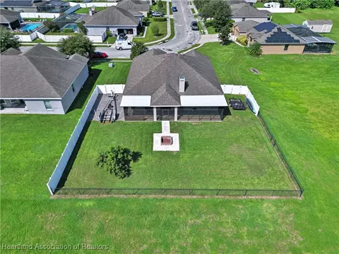 View/Area - 1906 Griffins Green Dr, Bartow, FL 33830 photo 4 of 5