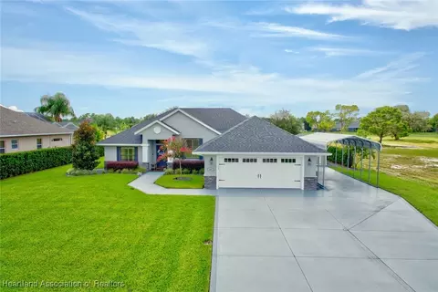 4747 Pebble Beach Dr, Sebring, FL 33872