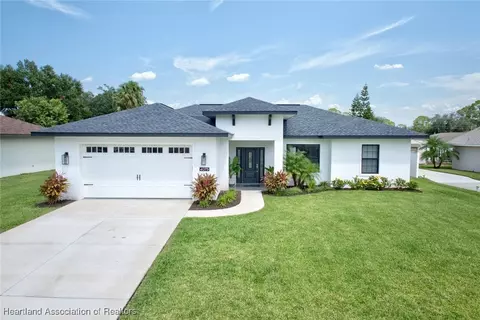 4075 Santa Barbara Dr, Sebring, FL 33875