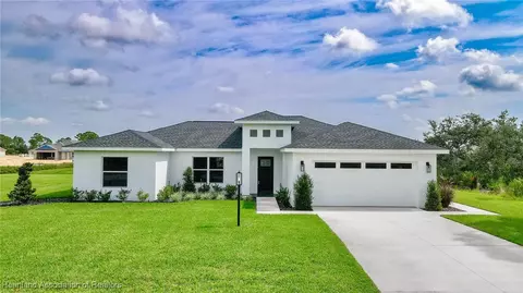 5700 Columbus Blvd, Sebring, FL 33872