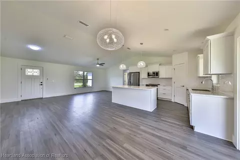 5700 Columbus Blvd, Sebring, FL 33872 photo 4