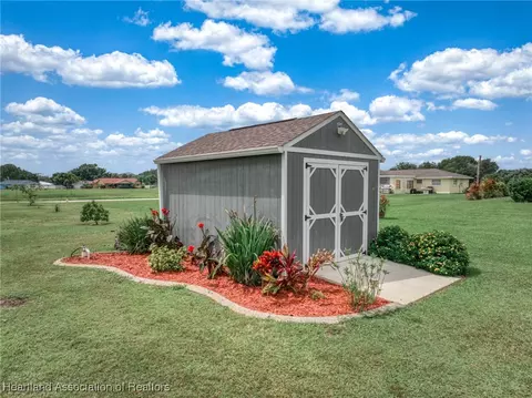 Exterior - 424 Floral Dr, Sebring, FL 33876 photo 8 of 13