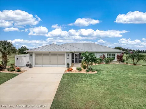 Exterior - 424 Floral Dr, Sebring, FL 33876 photo 12 of 13