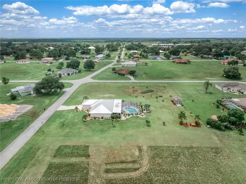 View/Area - 424 Floral Dr, Sebring, FL 33876 photo 5 of 10