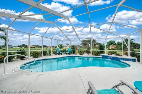 Exterior - 424 Floral Dr, Sebring, FL 33876 photo 2 of 13