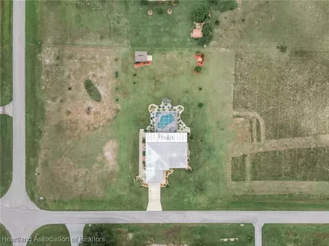 View/Area - 424 Floral Dr, Sebring, FL 33876 photo 2 of 10