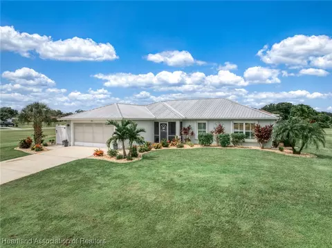 Exterior - 424 Floral Dr, Sebring, FL 33876 photo 11 of 13