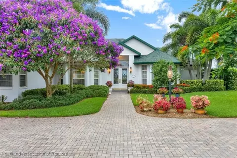 528 Sunset Pointe Dr, Lake Placid, FL 33852