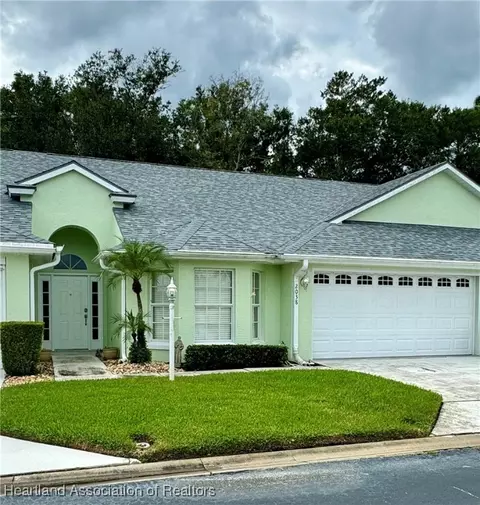 2038 Ashley Oaks Cir, Sebring, FL 33870