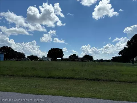 6936 Parkwood St, Sebring, FL 33876