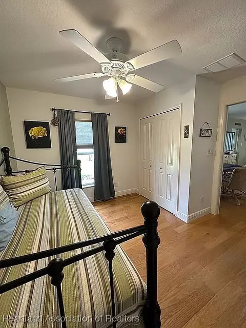Bedroom - 4541 Vantage Cir, Sebring, FL 33872 photo 5 of 7
