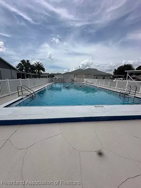 Exterior - 4541 Vantage Cir, Sebring, FL 33872 photo 4 of 4