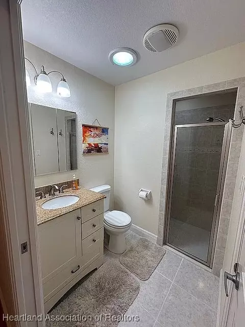 Bath - 4541 Vantage Cir, Sebring, FL 33872 photo 5 of 6