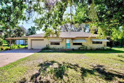 141 Johnson Ave, Lake Placid, FL 33852