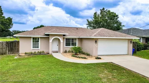 120 Longview Rd, Sebring, FL 33870
