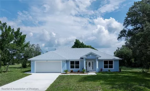 1690 W Batavia Rd, Avon Park, FL 33825