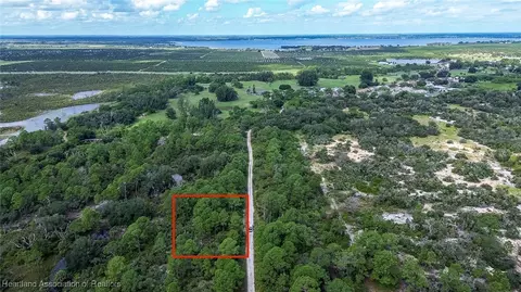 211 Rolling Hills Dr, Lake Placid, FL 33852