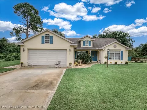 7 Cloverleaf Byp, Lake Placid, FL 33852