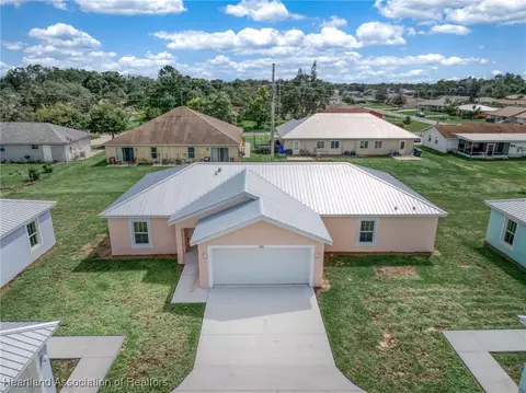 3120 Shimmer Way Right, Sebring, FL 33875