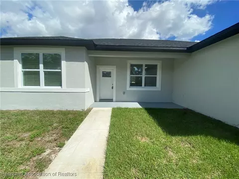 812 Hanover Ave, Sebring, FL 33872 photo 2