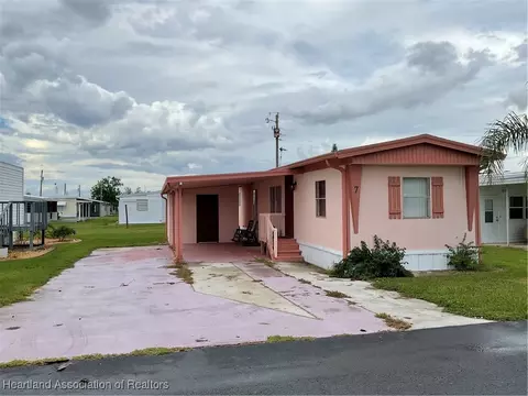 7 Clay St, Lake Placid, FL 33852