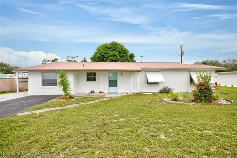 38 Forest Hill Ct, Avon Park, FL 33825