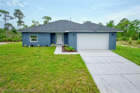1921 Alan St, Sebring, FL 33875