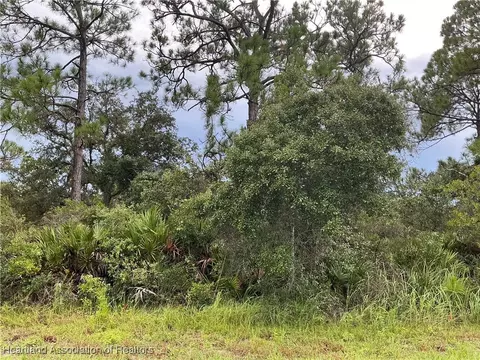 5048 San Ignacio Dr, Sebring, FL 33872