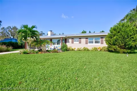 1331 Lake Clay Dr, Lake Placid, FL 33852