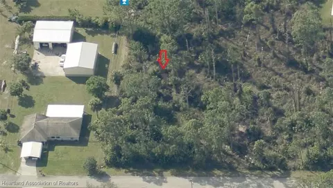 809 Palmetto Ave, Lehigh Acres, FL 33972