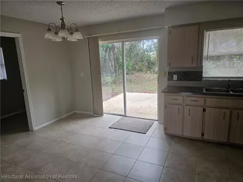 4251 Whiting Dr, Sebring, FL 33870 photo 11