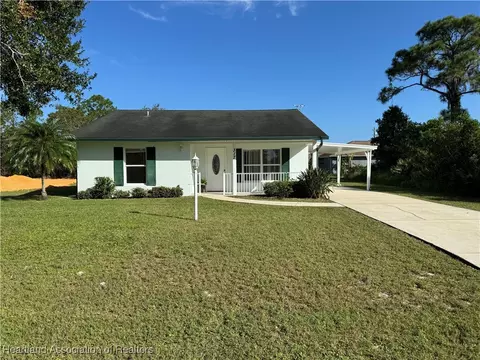 317 Brant Ave, Sebring, FL 33870