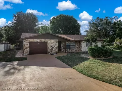 Exterior - 6515 Mattee Dr, Sebring, FL 33875 photo 1 of 7
