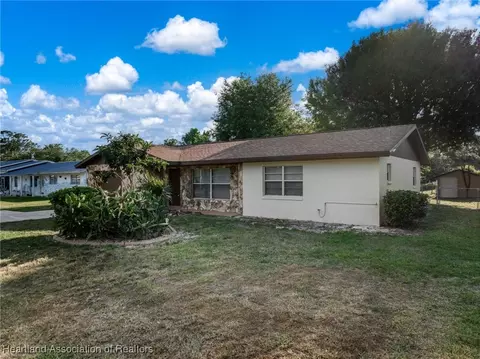 Exterior - 6515 Mattee Dr, Sebring, FL 33875 photo 2 of 7