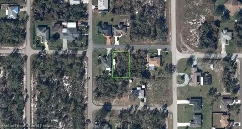 102 Aries Pl NW, Lake Placid, FL 33852