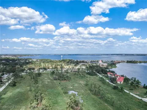 View/Area - 3309 Golfview Rd, Sebring, FL 33875 photo 8 of 12