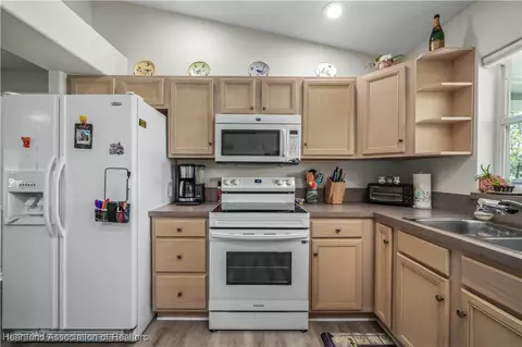 Kitchen - 3309 Golfview Rd, Sebring, FL 33875 photo 6 of 6