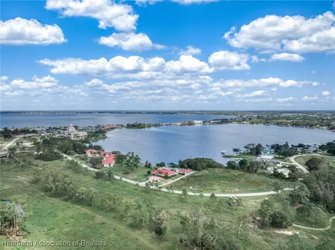View/Area - 3309 Golfview Rd, Sebring, FL 33875 photo 7 of 12