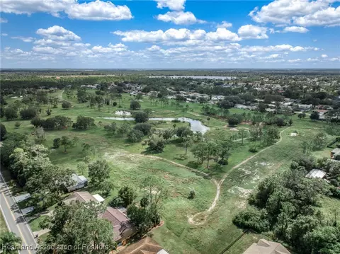 View/Area - 3309 Golfview Rd, Sebring, FL 33875 photo 5 of 12