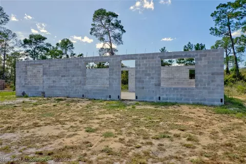 431 Mayda Dr, Sebring, FL 33875 photo 11