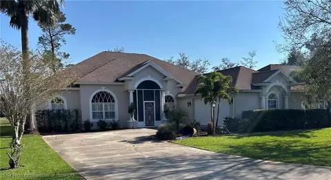2824 Briarwood Ln, Sebring, FL 33875