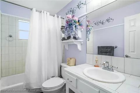 Bath - 2533 Gem Stone Ave, Lorida, FL 33857 photo 6 of 7